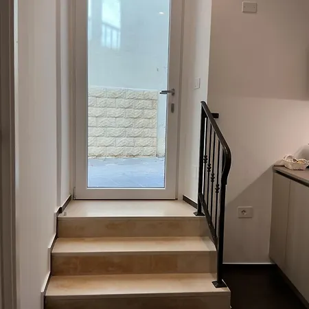 Moira Luxury Appartament דירה ביטונטו