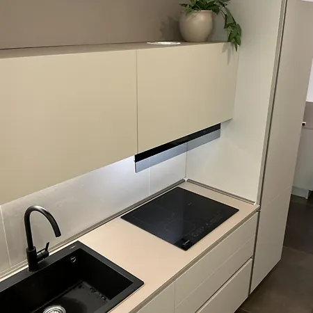 Moira Luxury Appartament דירה ביטונטו
